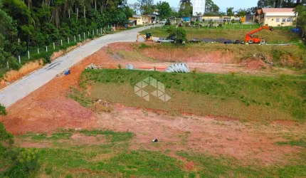 Terreno para Venda em Itapecerica da Serra / SP no bairro Royal Park