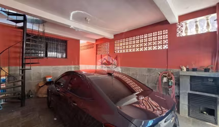 Sobrado para Venda em Embu das Artes / SP no bairro Jardim da Luz
