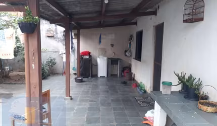 Casa Térrea para Venda em Itupeva, Portal De Santa Fé, 2 dormitórios, 1 banheiro, 5 vagas
