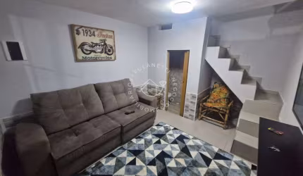 Sobrado Aconchegante com 1 Dormitório e Lavabo – Jardim das Camélias - apenas R$ 135.000,00
