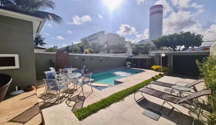 Casa para venda com 4 quartos em Recreio dos Bandeirantes com 320m²