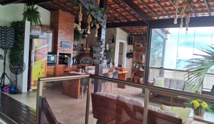 Cobertura com vista para o mar