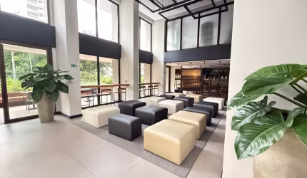 Excelente studio mobiliado na Barra