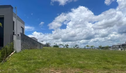 Lote no Jardins Nápoles - 360 m²