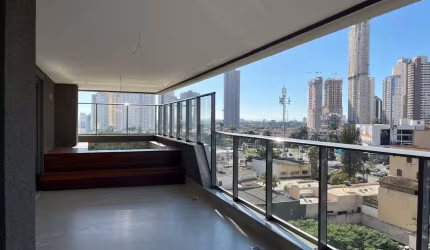 Opus Penthouses - com Piscina Privativa