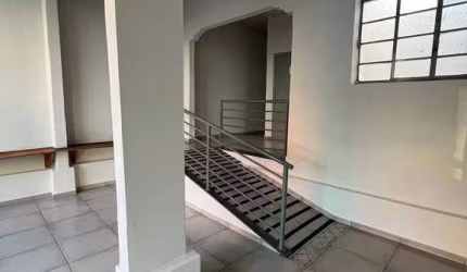Loja Comercial na Rua Tiradentes no Centro de Limeira-SP