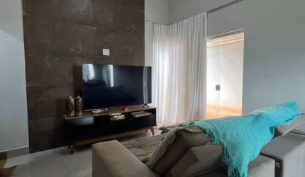 Casa à Venda no Residencial Colinas do Engenho I em Limeira-SP (H)