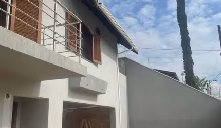 Casa duplex no Condomínio Jardim Florença em Limeira-SP (MF)