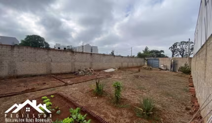 Terreno murado no Jd. Bela Vista/Resid. Chácaras São José em Limeira-SP