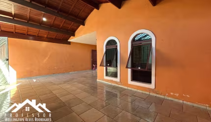 Casa com edícula no Pq. Residencial Abílio Pedro em Limeira-SP