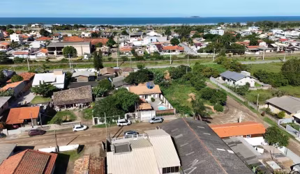 Casa Exclusiva em Imbituba - Vila Nova - 196m² - Venda