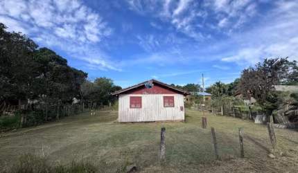 Casa à venda em Arroio do Rosa - 65m² com terreno se 440m²
