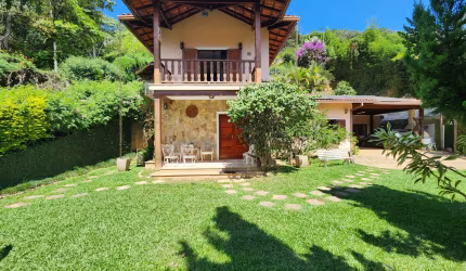 Casa imersa na natureza e Refúgio Perfeito de Tranquilidade e Sabor!