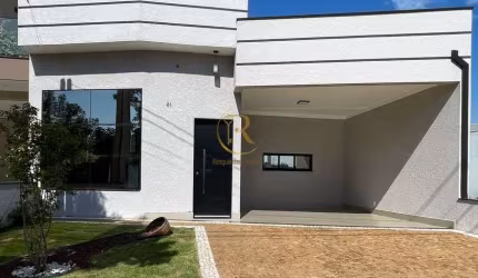 Casa em condomínio em Paulínia