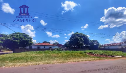 Terreno de esquina de 437,5 m² próximo ao centro de Iguaraçu-PR
