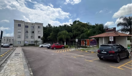 LINDO APARTAMENTO COM COZINHA PLANEJADA!! COM ÓTIMA LOCALIZAÇÃO, ATRÁS DO UPA