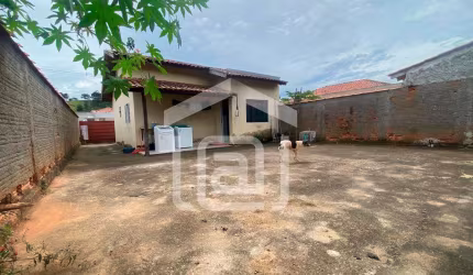 Venda de Casa em Bandeira do Sul