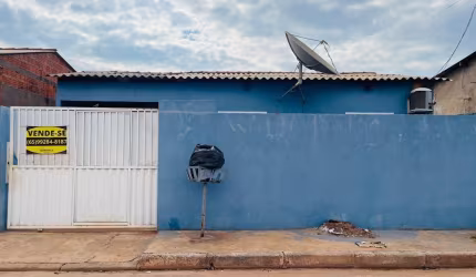Casa à VENDA NO BAIRRO PRIMEIRO DE MARÇO