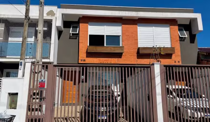 Casa com 3 quartos à venda no Residencial dos Jardins, Canoas  por R$ 750.000