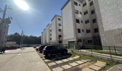 Apartamento com 2 quartos à venda no Olaria, Canoas  por R$ 169.000