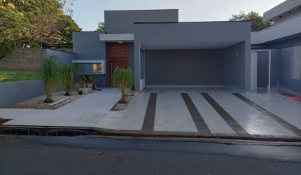 Oportunidade para locação, no condomínio Figueira 2, linda casa, piscina
