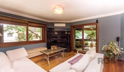 Vende-se luxuoso apartamento 3 quartos com suíte, com dependência completa, 2 va