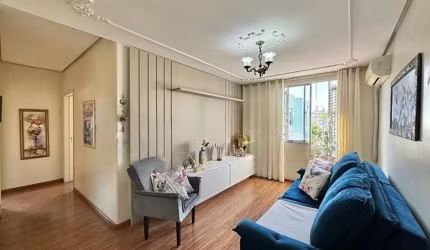 Apartamento com 2 dormitórios e 1 vaga no Bairro São Sebastião