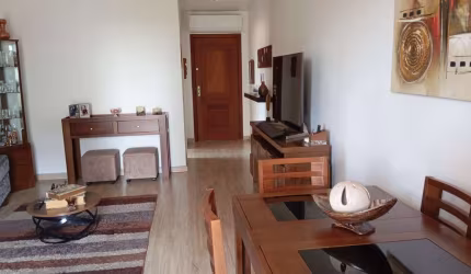 Apartamento térreo com 3 dormitórios e 2 vagas no Bairro Cristo Redentor