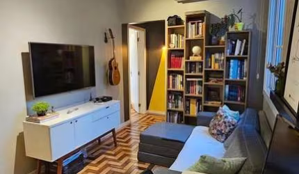 Apartamento à venda com 1 dormitório no Bairro Cidade Baixa
