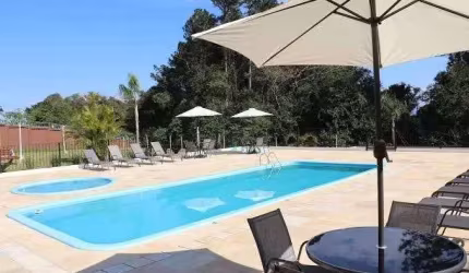 Casa de Condomínio com 2 Quartos e 2 vagas à venda, 66m² - Formoza