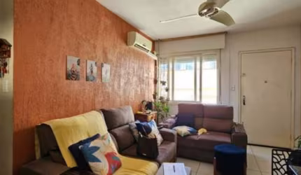Apartamento à venda com 2 quartos e 1 vaga de garagem no Bairro Vila Ipiranga