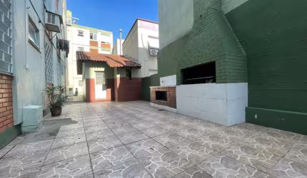 Amplo apartamento 3 dormitórios, bairro Petrópolis.