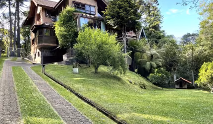 CHARMOSA CASA NA NATUREZA NO MELHOR DE CANELA (RS)
