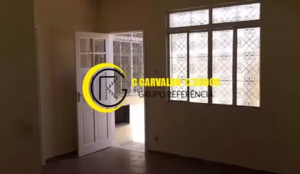 Casa em Brás de Pina 2 quartos.