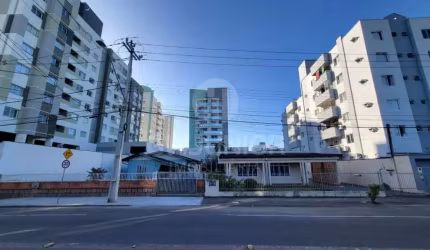 Terreno à venda na Rua Nova Trento, 342, Bom Retiro, Joinville por R$ 850.000