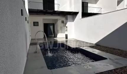 Casa com 3 quartos à venda na Rua Erwino Kieper, 118, Atiradores, Joinville por R$ 990.000