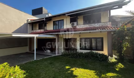 Casa com 4 quartos para alugar na Rua Professor Ricardo Buss, 141, Saguaçu, Joinville por R$ 5.500