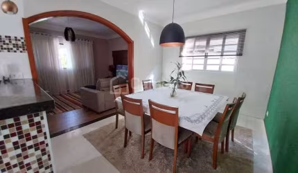 Casa com 3 dormitórios à venda, 180 m² por R$ 780.000,00 - Jardim Brasília - Americana/SP