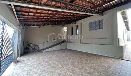 Casa com 4 dormitórios à venda, 269 m² por R$ 550.000,00 - Vila Louricilda - Americana/SP