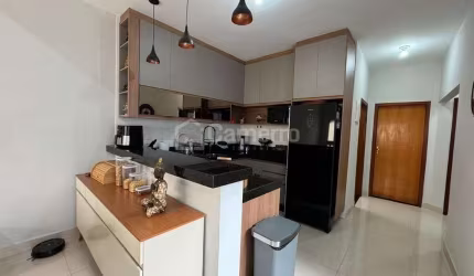 Casa com 3 dormitórios, sendo 1 suíte,  à venda, 113 m² por R$ 598.000 - Terra Azul - Santa Bárbara