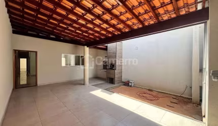 Casa com 3 dormitórios, sendo 1 suíte,  à venda, 131 m² por R$ 560.000 - Jardim Dona Judith - Ameri