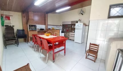 Casa com 2 dormitórios à venda, 146 m² por R$ 380.000,00 - Vila Dainese - Americana/SP