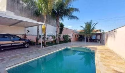 Casa com 2 dormitórios à venda, 186 m² por R$ 850.000,00 - Parque Universitário - Americana/SP