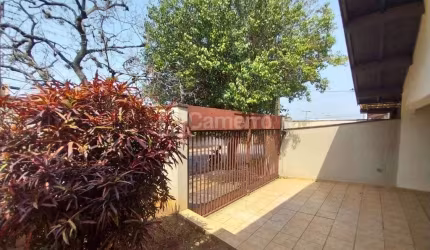 Casa com 3 dormitórios, sendo 1 suíte, à venda, 188 m² por R$ 900.000 - Vila Nossa Senhora de Fátim