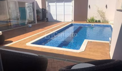 Casa com 3 dormitórios, sendo 1 suíte,  à venda, 240 m² por R$ 1.350.000 - Terras de Santa Bárbara