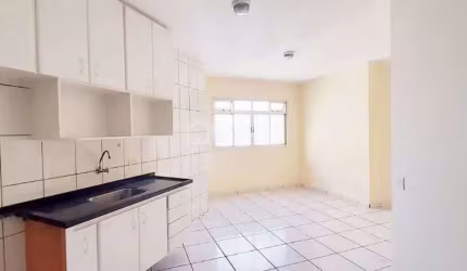 Apartamento com 2 dormitórios para alugar, 70 m² por R$ 1.300/mês - Santo Antônio - Americana/SP