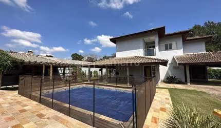 Casa com 3 dormitórios para alugar por R$ 8.000/mês - São José - Americana/SP