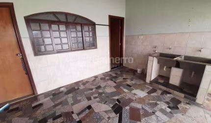 Casa com 3 dormitórios para alugar, 200 m² por R$ 1.600,00/mês - Jardim Brasília - Santa Bárbara D'