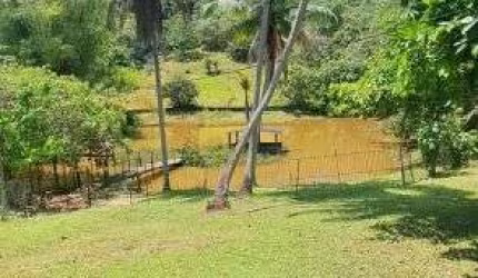 Vende-se empreendimento rural no município em Candeias.