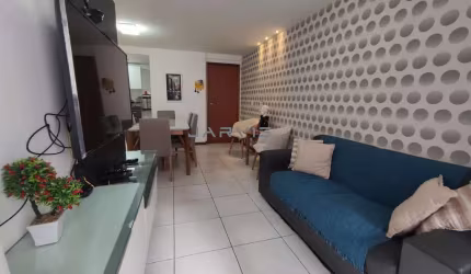 Vendo apartamento no Edifício Horácio Ferreira na Jatiúca, com 75m²-nascente-R$